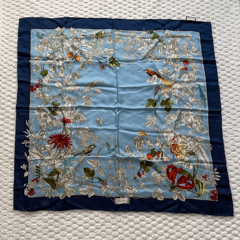 Gucci 100% Silk Scarf-Authentic-NWOT